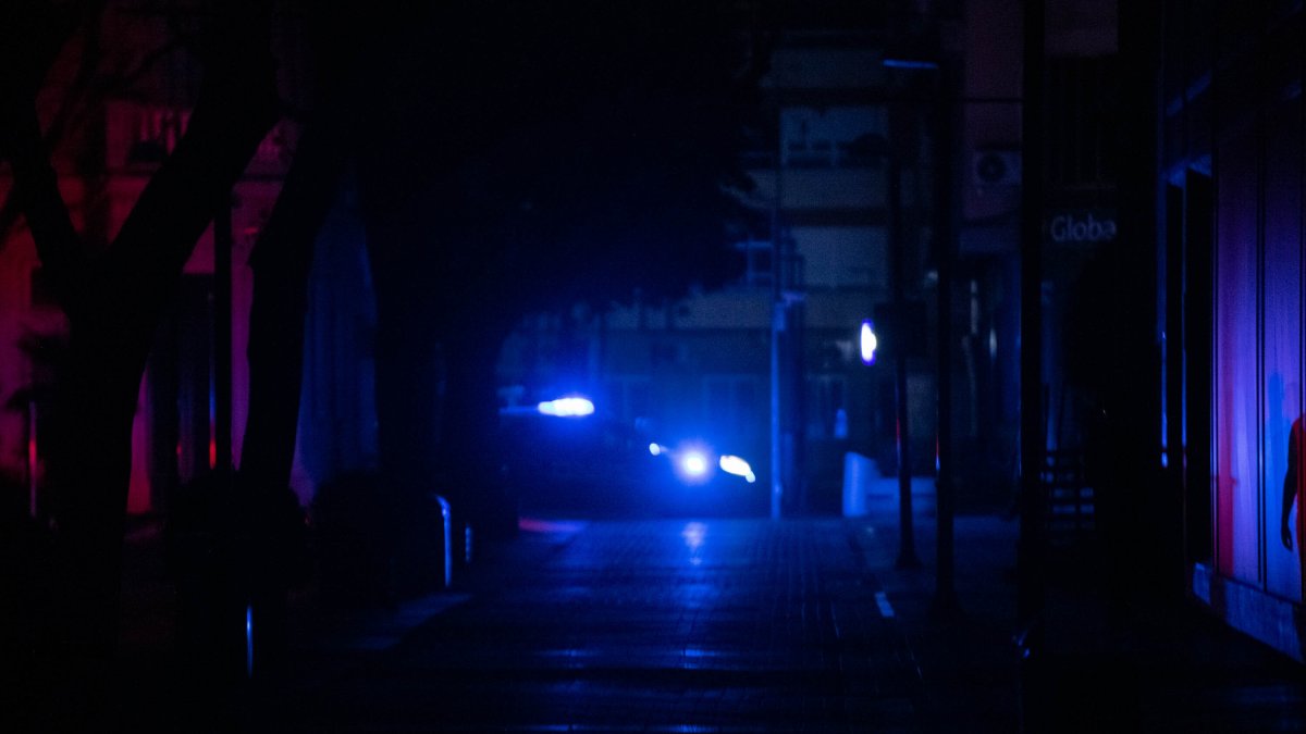 Las calles de Ciudad Real sin iluminación por la noche debido al apagón, a 28 de abril de 2025, en Ciudad Real, Castilla-La Mancha (España).
