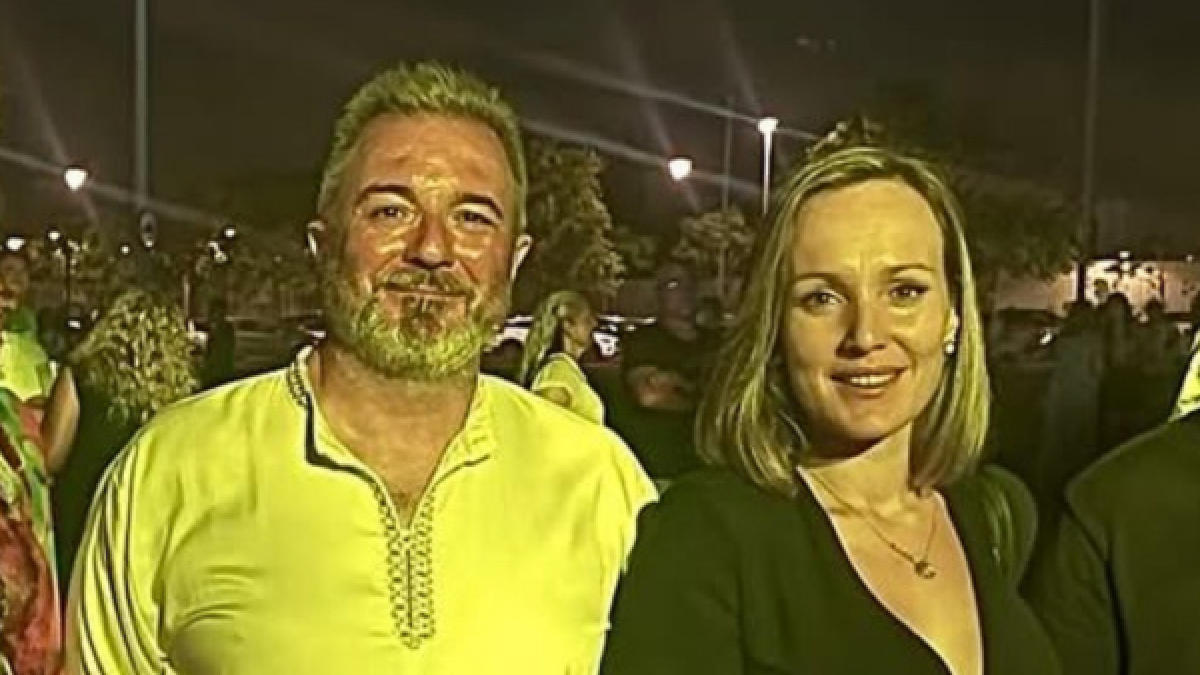 Carlos Flores junto a Marta Izquierdo