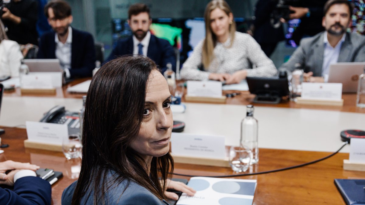 Beatriz Corredor defiende a Red Eléctrica y culpa a las eléctricas del apagón del 28 de abril