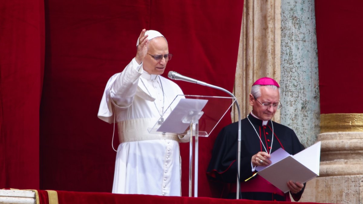 El Papa León XIV en su primer Regina Caeli
