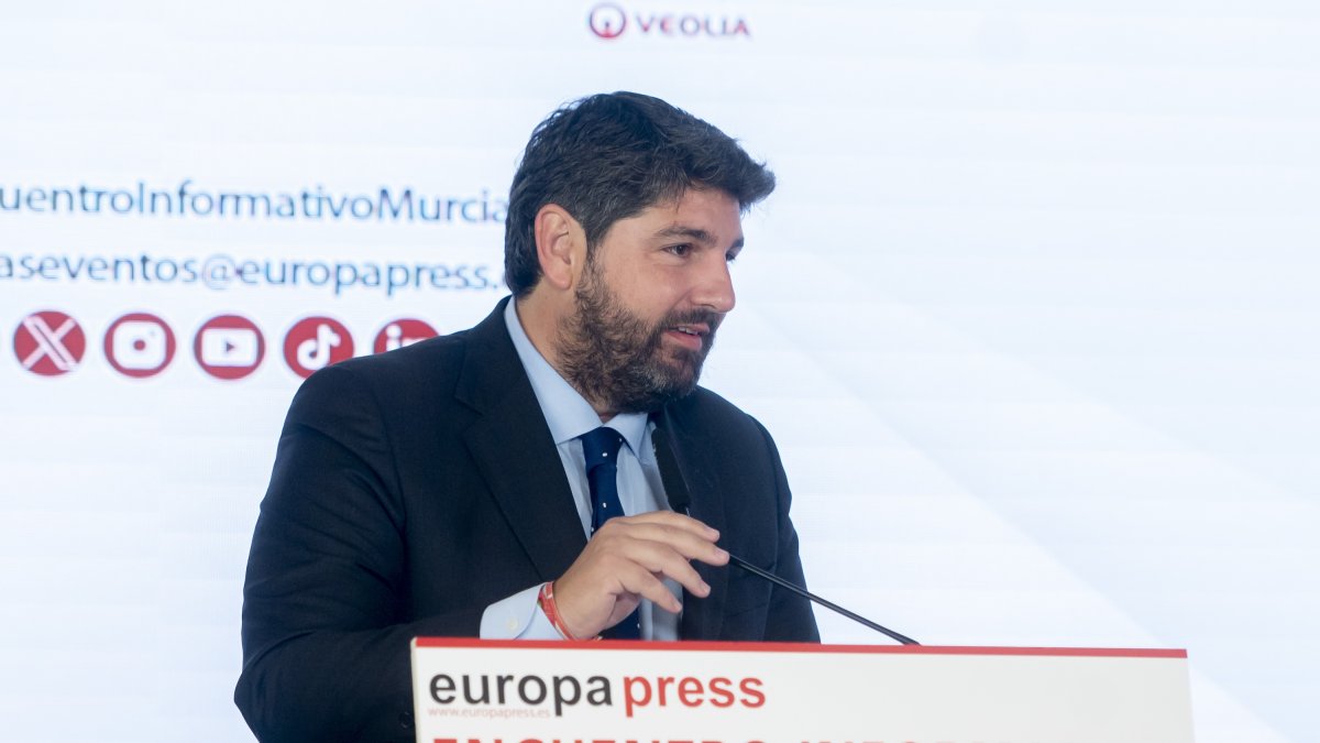 El presidente de la Región de Murcia, Fernando López Miras.