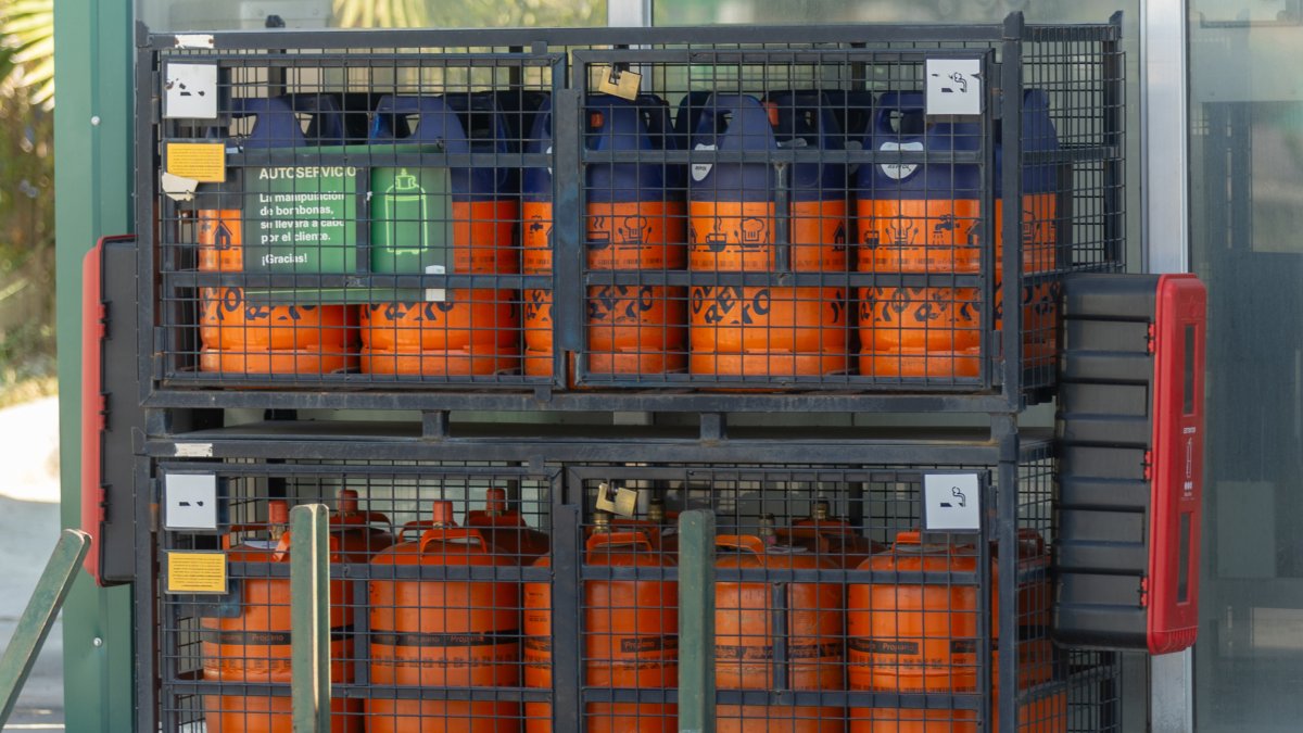 La bombona de butano reduce su precio un 5% y se sitúa en 16,27 euros