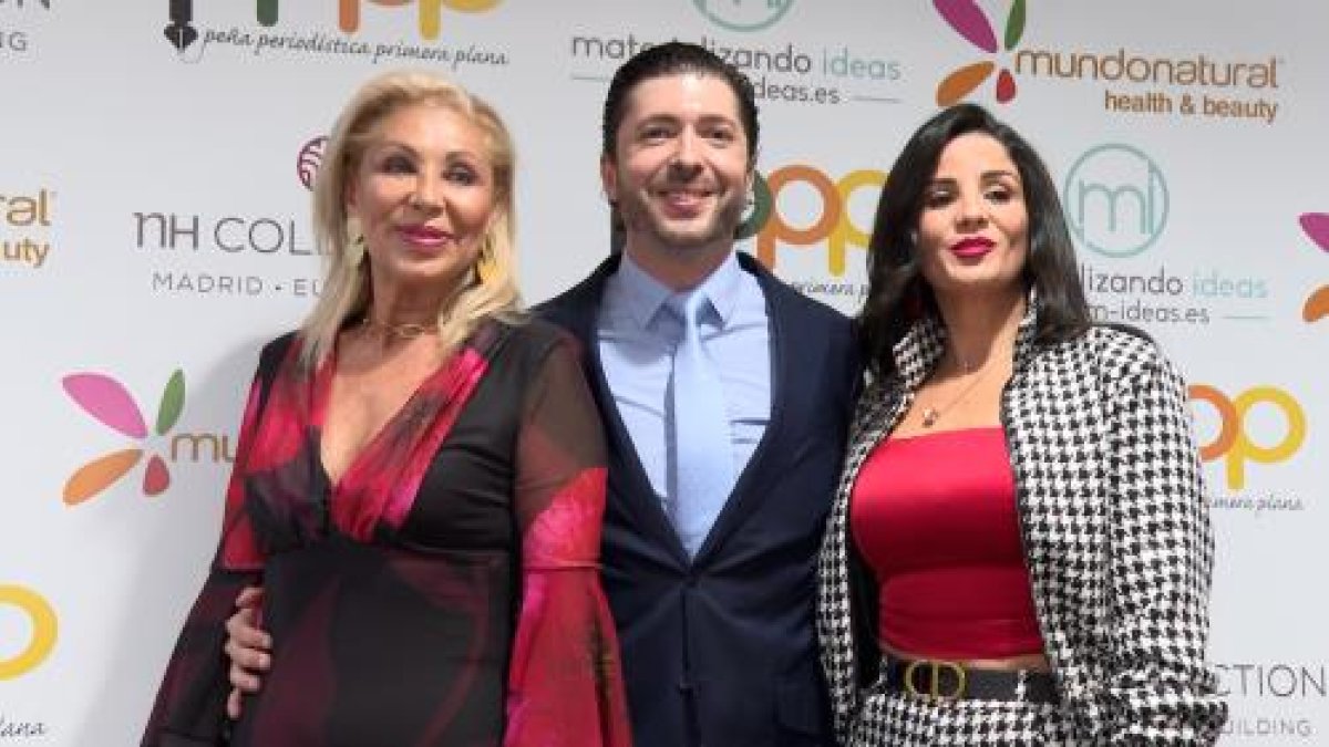 Jenny Llada, Ángel Cristo y Ana Herminia.