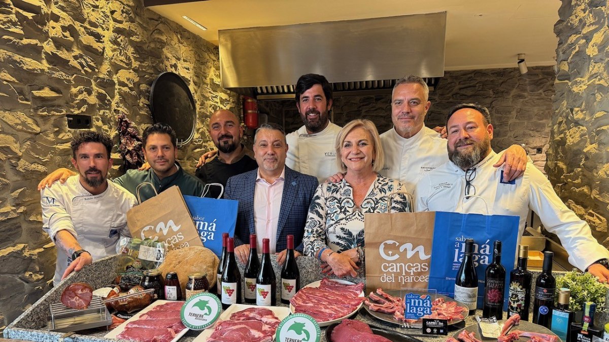 Miembros de 'Sabor a Málaga' y del Festival Brasas del Narcea.