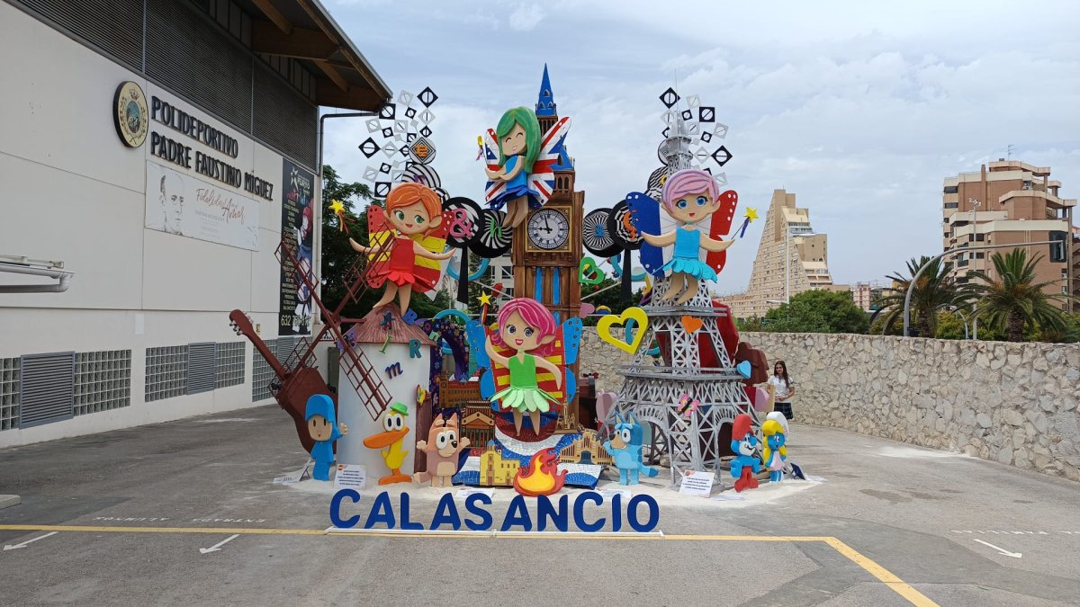 Foguera del colegio Calasancio