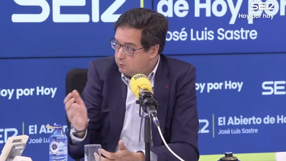 Óscar López