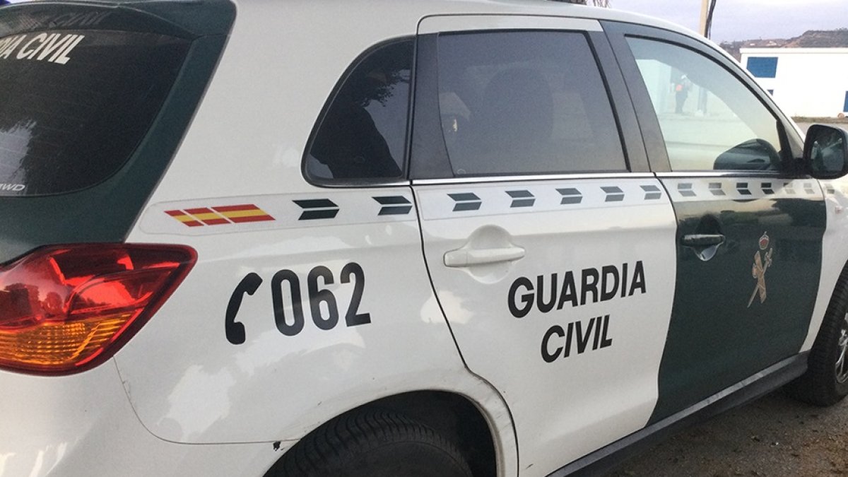 Archivo - Imagen de archivo de un vehículo de la Guardia Civil.
