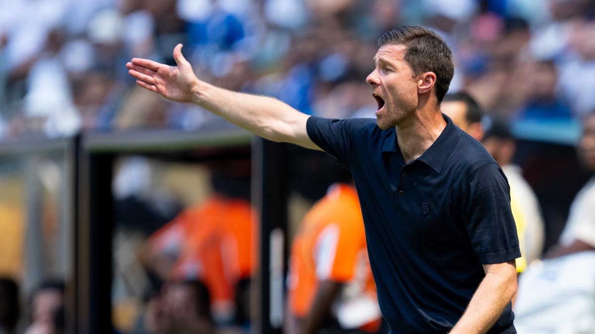 Xabi Alonso se estrenó con un empate en el Mundial de Clubes