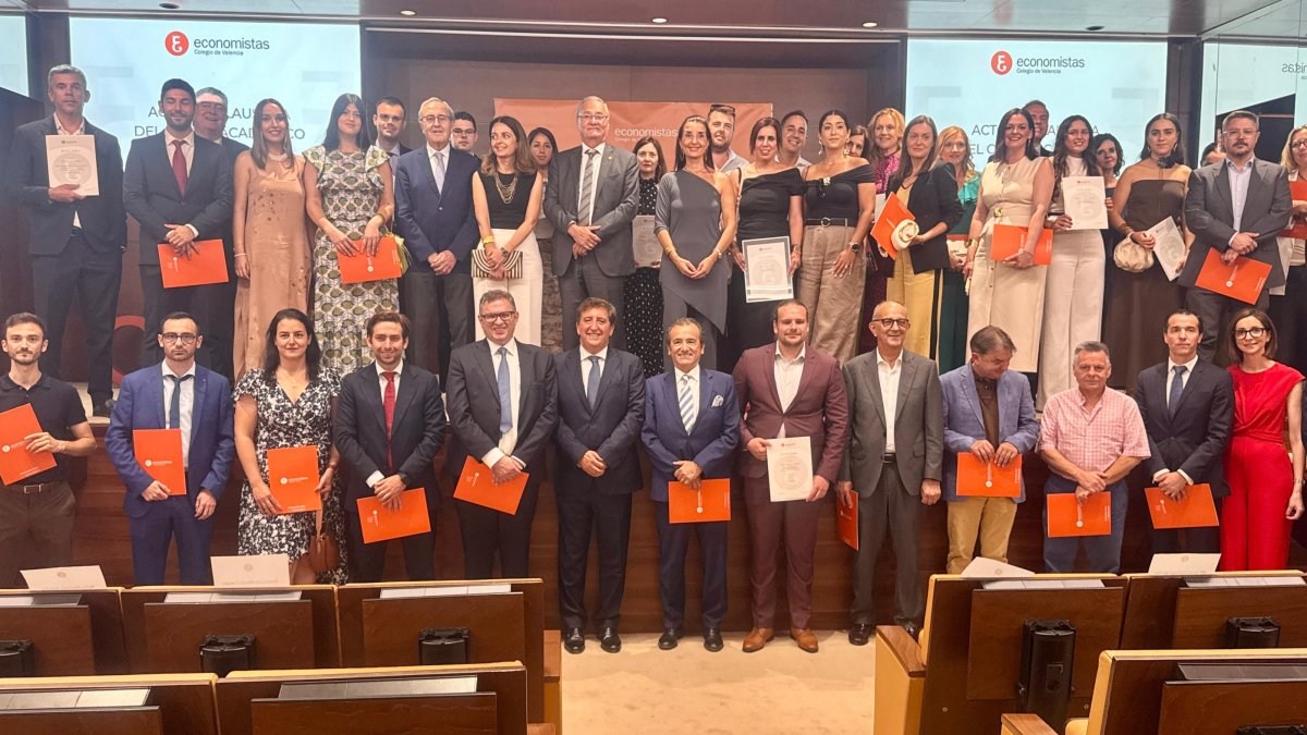 Fin de curso Colegio de Economistas