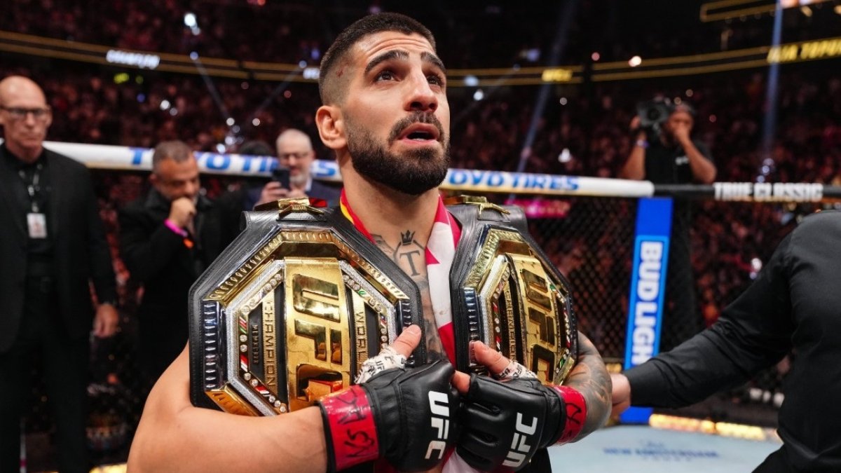 Ilia Topuria noquea a Oliveira y logra su segundo cinturón de la UFC
REMITIDA / HANDOUT por UFC
Fotografía remitida a medios de comunicación exclusivamente para ilustrar la noticia a la que hace referencia la imagen, y citando la procedencia de la imagen en la firma
29/6/2025