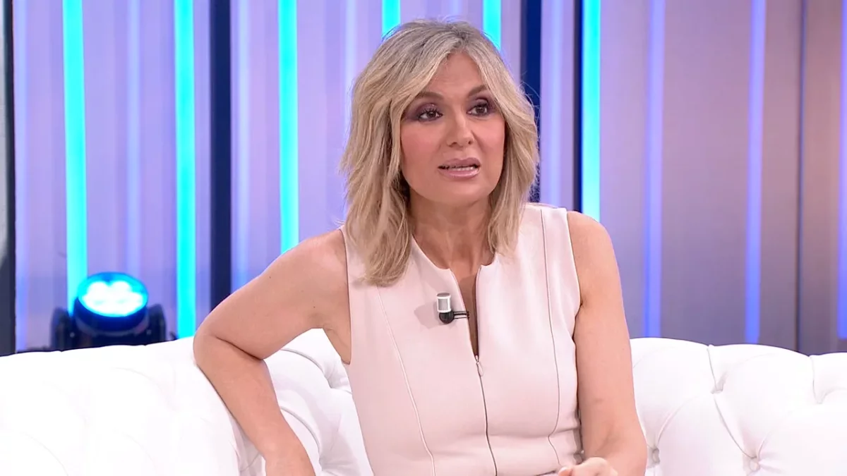 Sandra Golpe en el plató de
