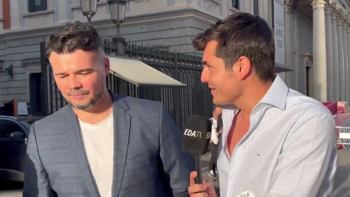 Hasta los periodistas de Nacho Escolar se quejan de que el PSOE amordaza a la prensa en el Congreso