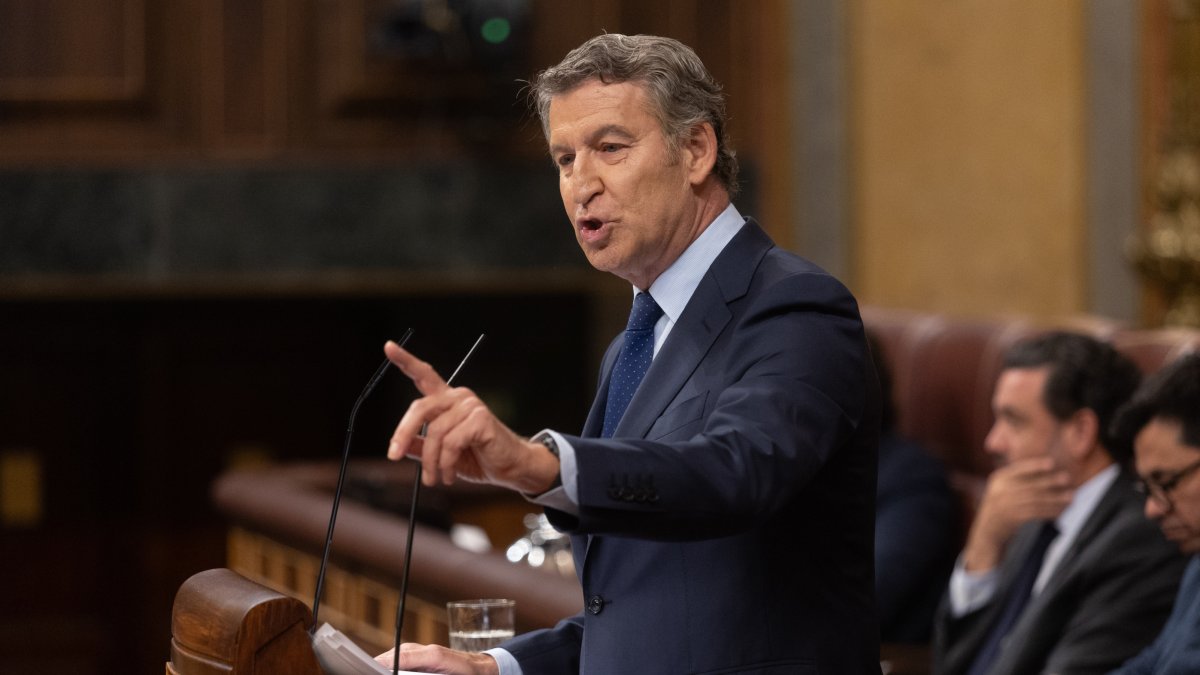 El presidente del PP, Alberto Núñez Feijóo, interviene durante un pleno extraordinario, en el Congreso de los Diputados, a 9 de julio de 2025
09 JULIO 2025;KOLDO;SANTOS CERDAN;CORRUPCION
09/7/2025