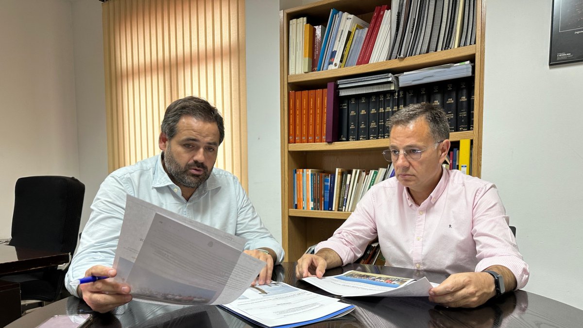 Reunión entre Paco Núñez y Manuel Serrano.