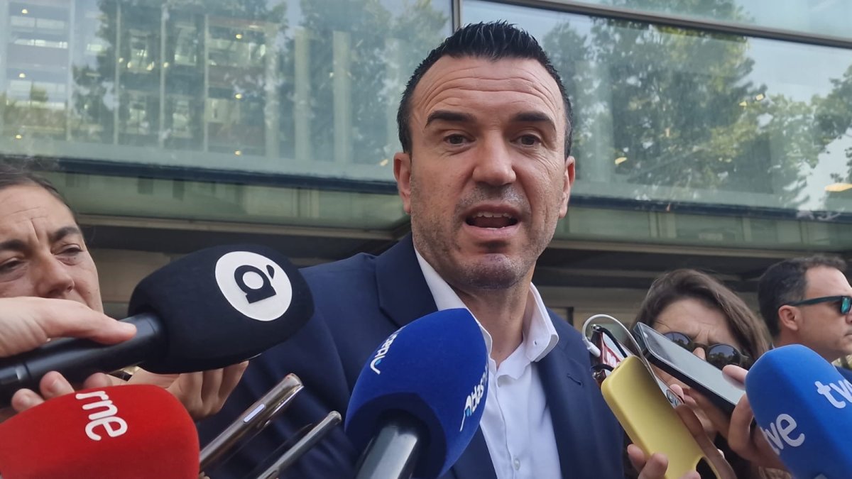 Vicent Mompó a la salida el juzgado