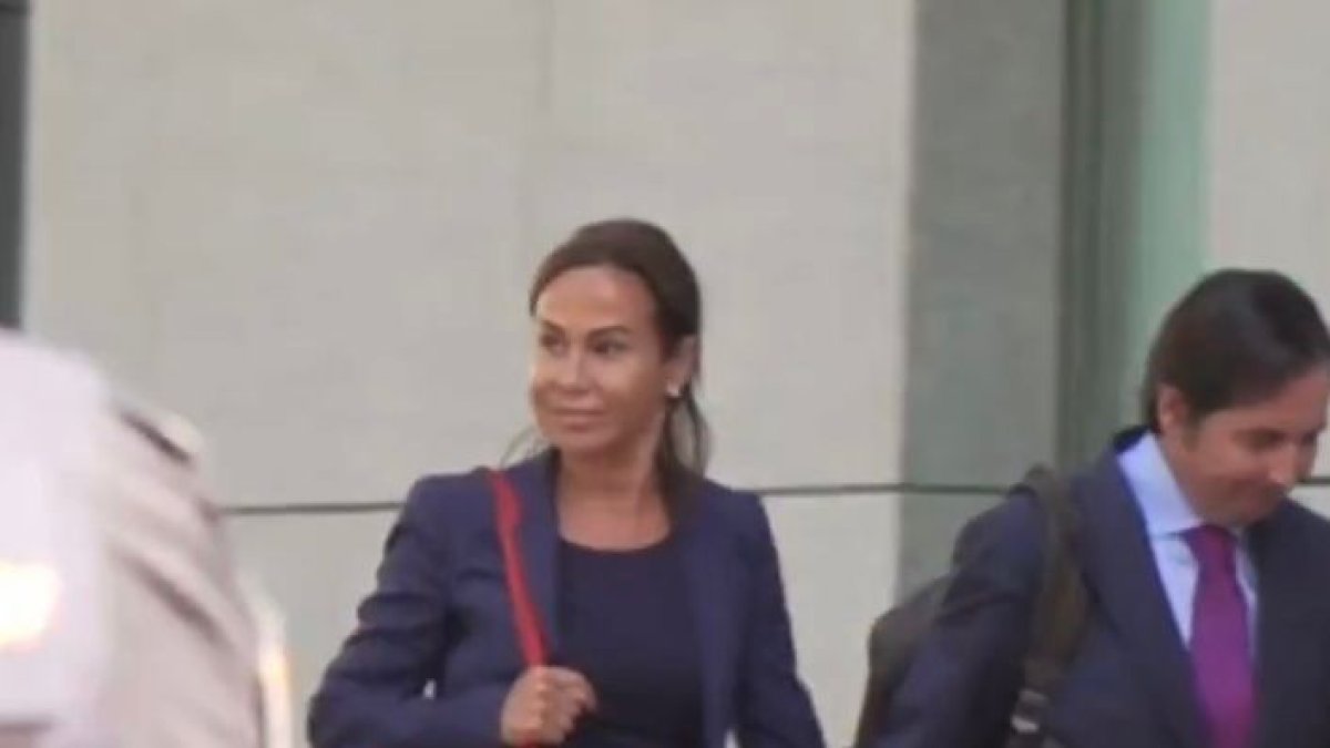 Isabel Pardo de Vera, ex presidenta de Adif, a su llegada a la Audiencia Nacional