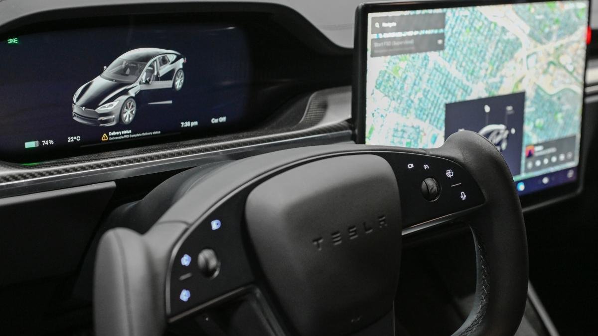 Tesla Autopilot