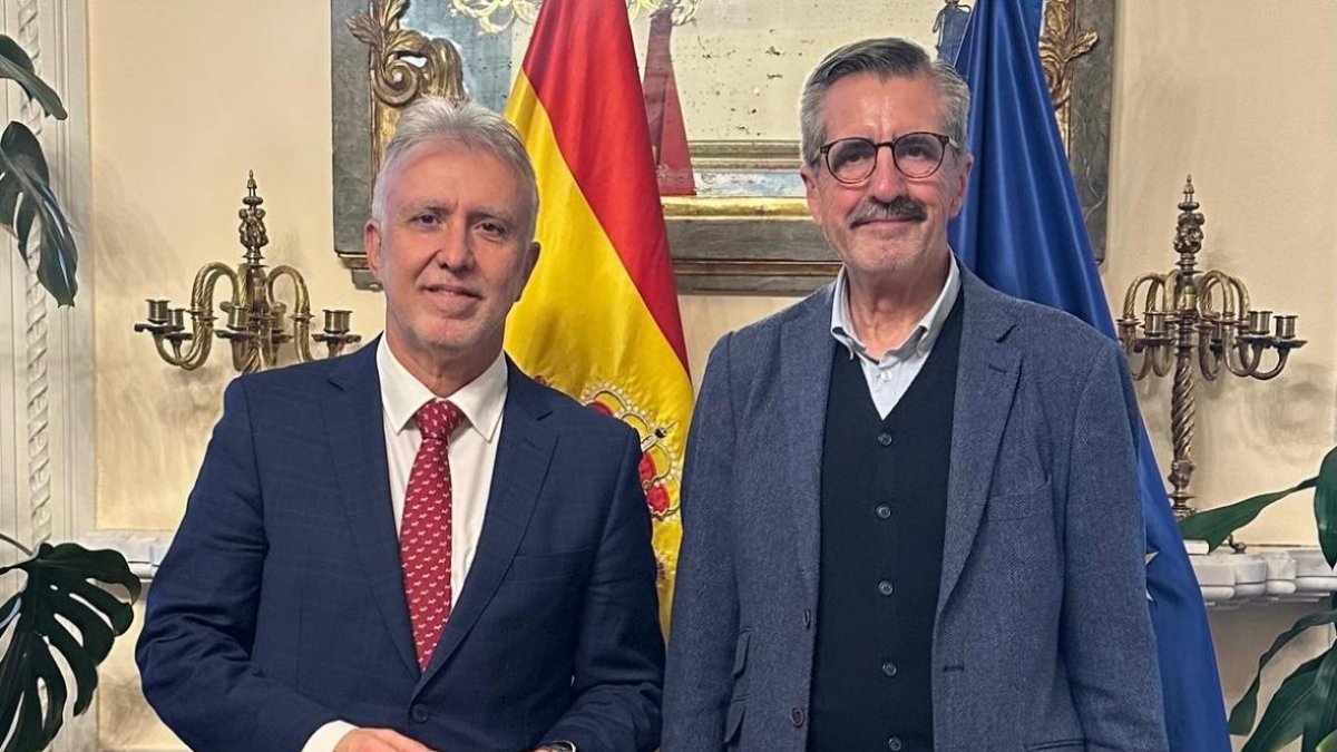 El alto comisionado del Gobierno de Pedro Sánchez para la dana, José María Ángel, con Torres