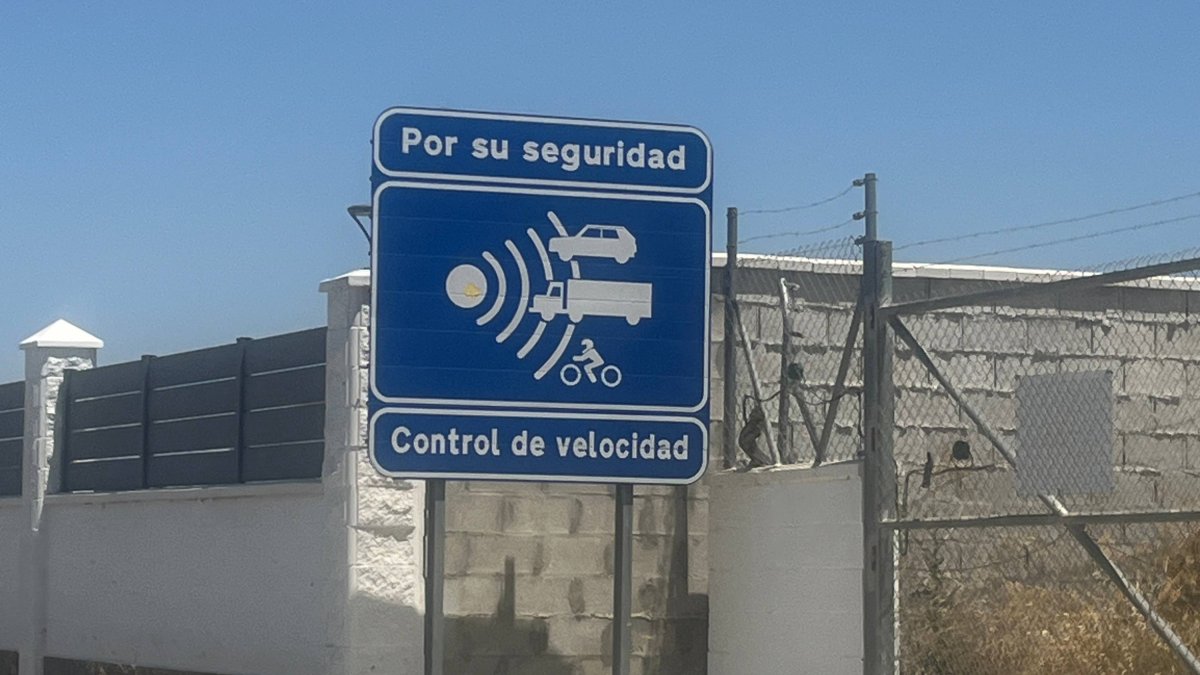 Imagen ilustrativa de control de velocidad; el radar más multón de Asturias en 2024 se ubica en el km 35 de la A-66, aunque no corresponde al de la imagen