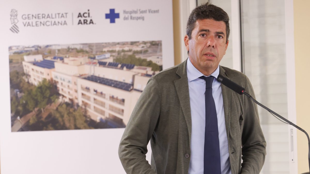 Todos los hospitales públicos valencianos serán 'universitarios': Mazón anuncia la acreditación a los 14 centros restantes