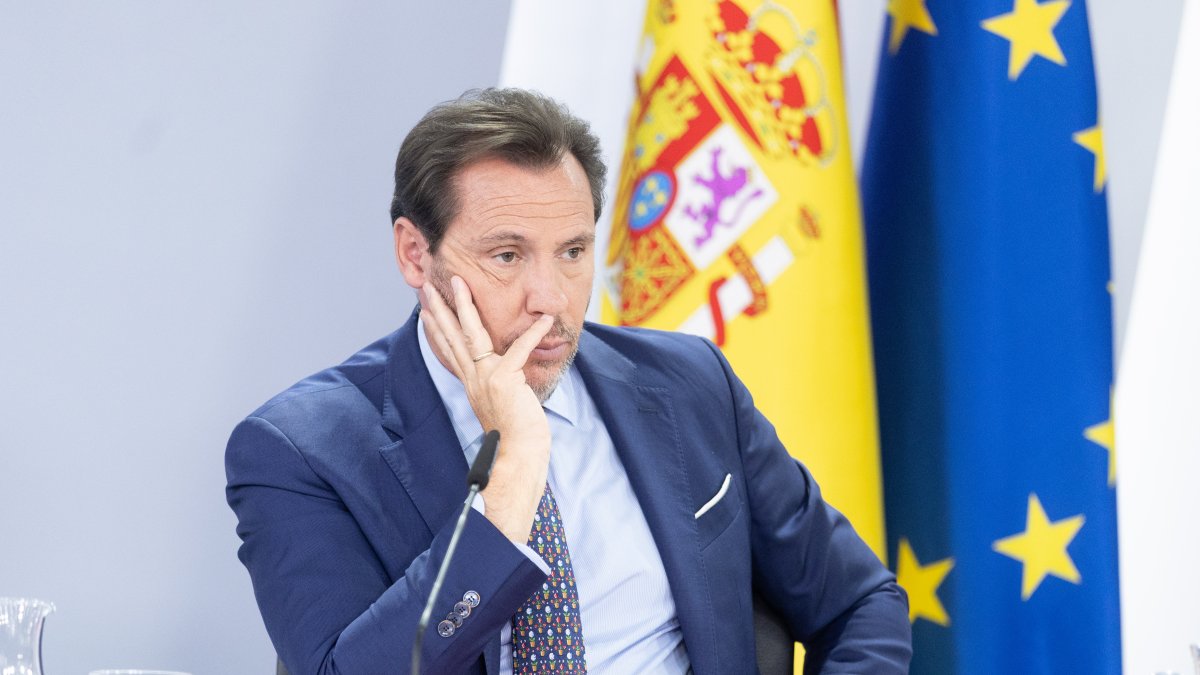 España lidera la recuperación del tráfico aéreo postpandemia, según Óscar Puente