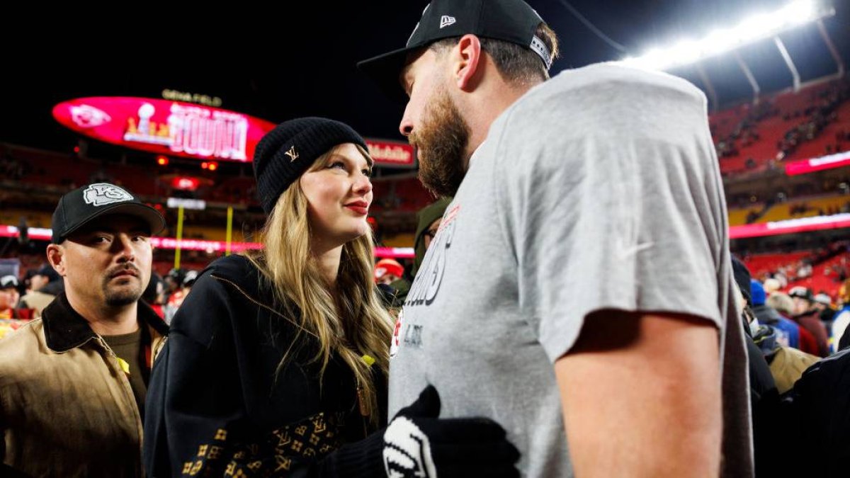 Confirmado: Taylor Swift está comprometida con Travis Kelce, se casan y el anillo ya es viral