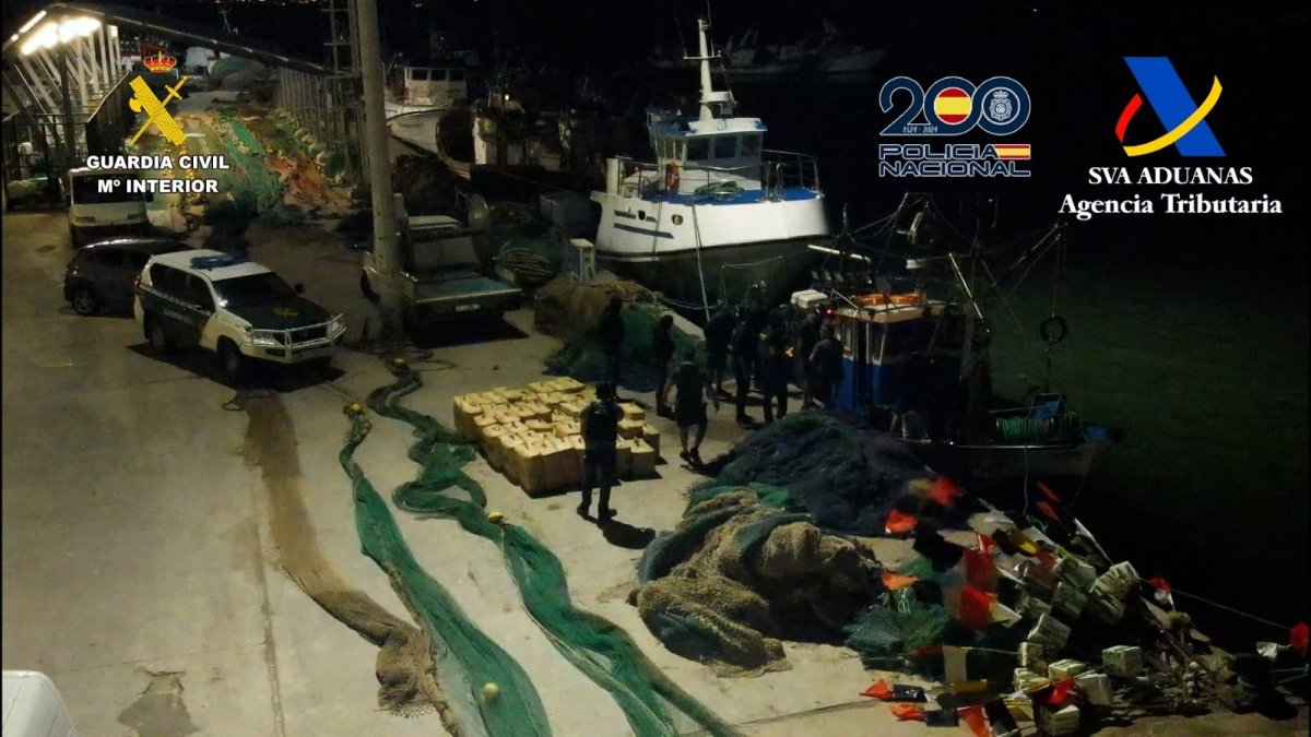 Intervienen un barco pesquero cargado de hachís con destino a Isla Cristina (Huelva)