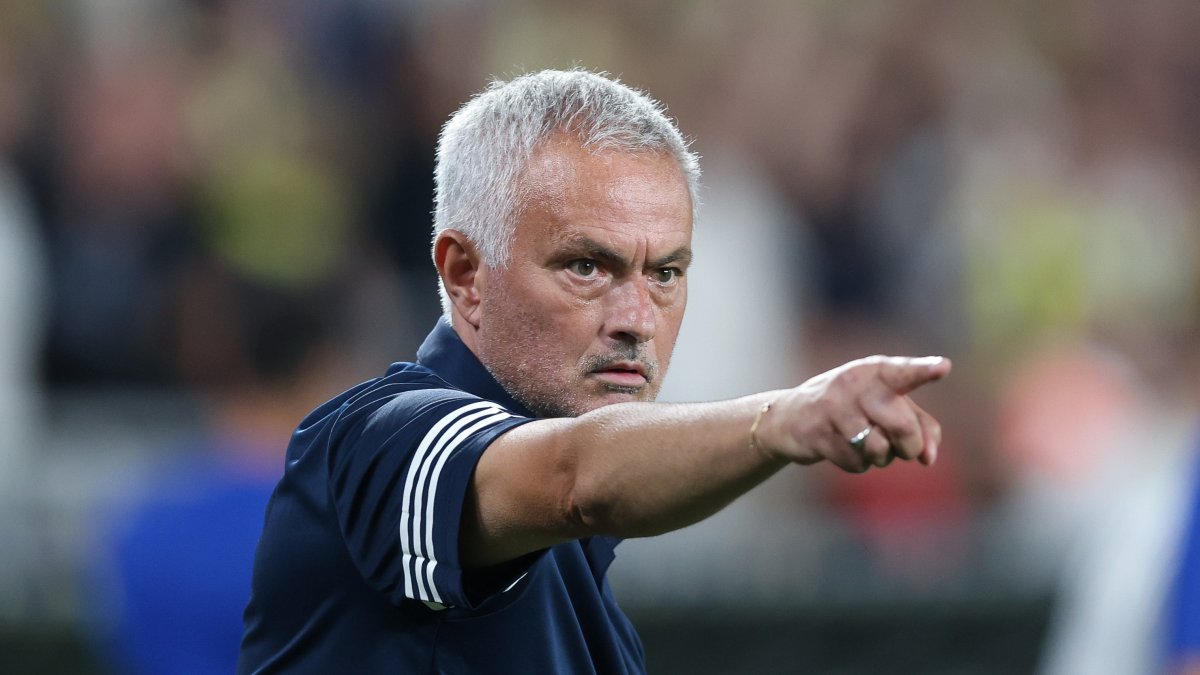 Mourinho se va del Fenerbahçe