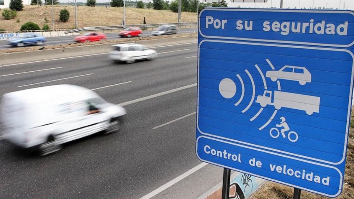 España mantiene un bajo nivel de siniestralidad y tenemos multas moderadas por exceso de velocidad