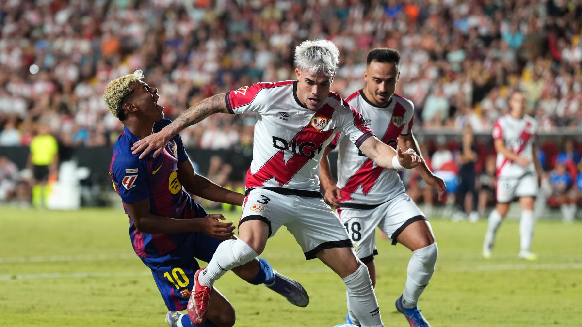 El Barcelona terminó sufriendo en vallecas