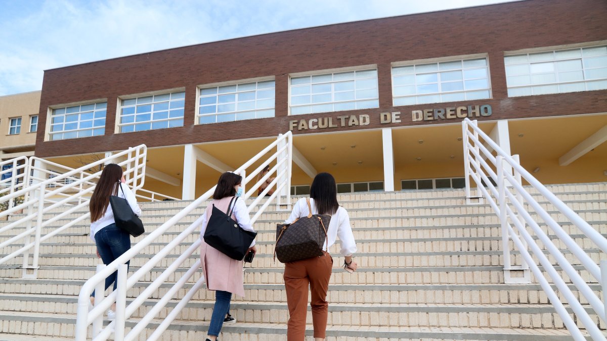 Aprobadas bonificaciones en las universidades a las que te puedes acoger si cumples estos requisitos