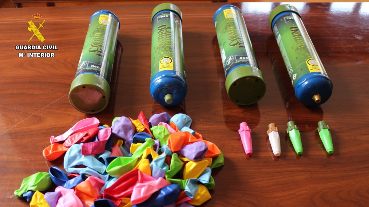 Unos globos y el 'gas de la risa' provocan la intoxicación de seis personas en Sagunto