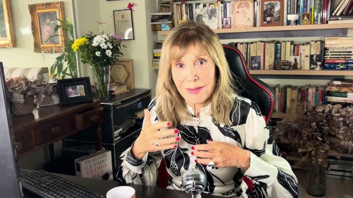 Pilar Eyre descoloca con una noticia que sienta fatal en el entorno del Rey Juan Carlos: "Cancelado"