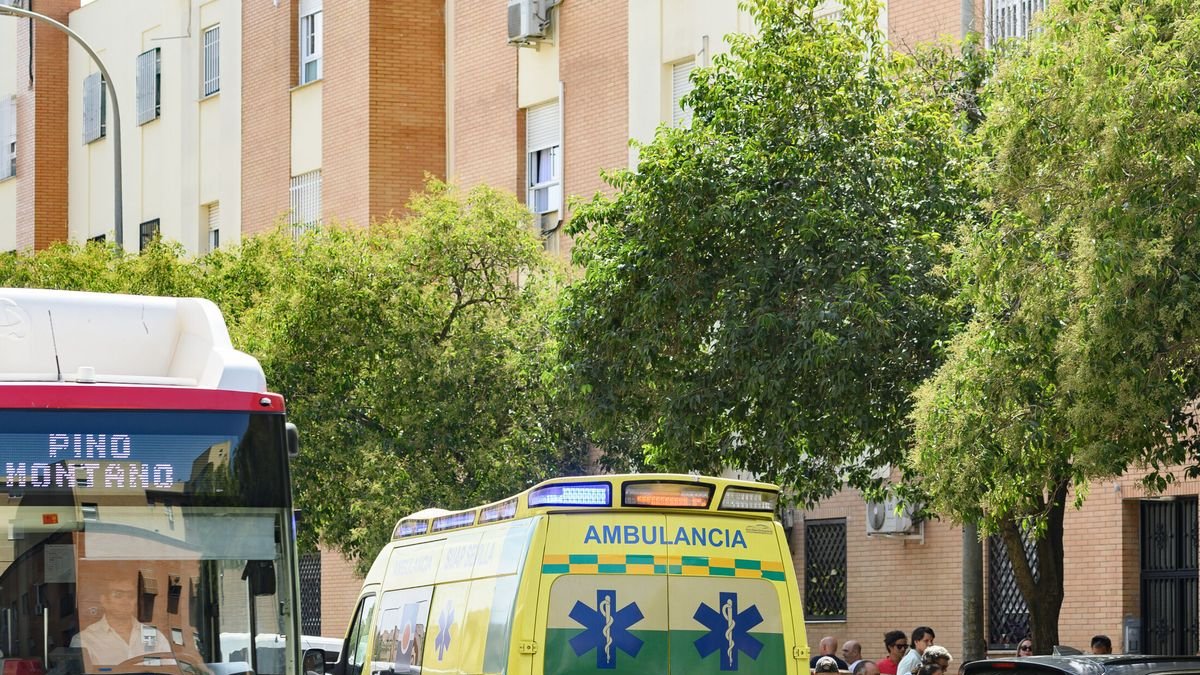 Tragedia en Sevilla: muere una niña de once años al caer desde una terraza