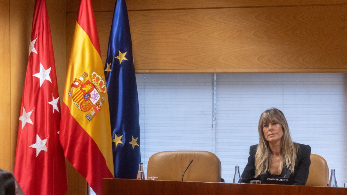 Septiembre férvido para el Gobierno: el juez adelanta la cita judicial de Begoña Gómez
