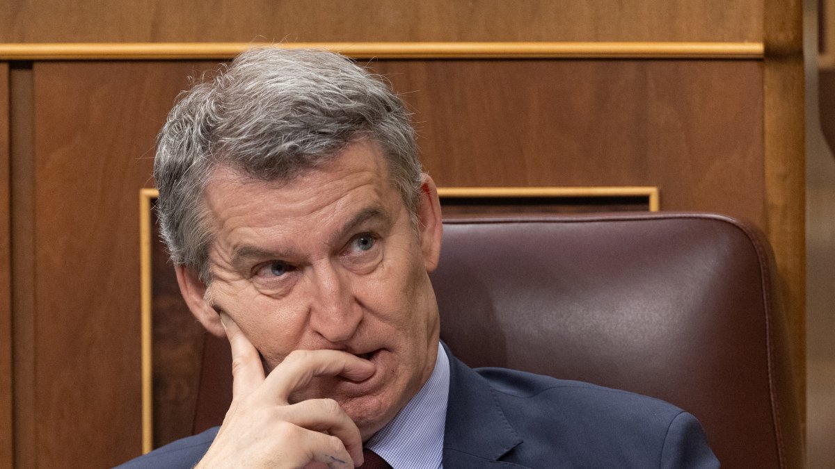 EN DIRECTO | Gobierno y sus socios se lanzan a por Feijóo por no acudir a la apertura del Año Judicial presidida por el primer fiscal general imputado