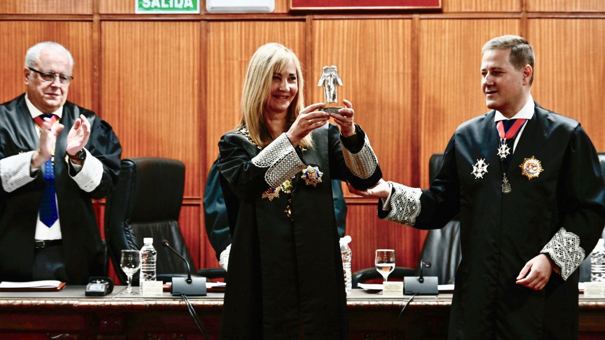 La independencia judicial en juego: la presidenta del CGPJ debe reprender a Sánchez