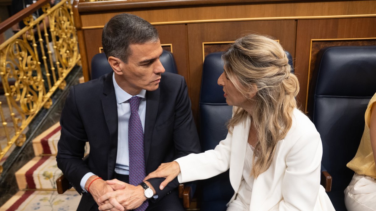 Sumar y el PSOE negocian medidas contra Israel para la aprobación del Gobierno