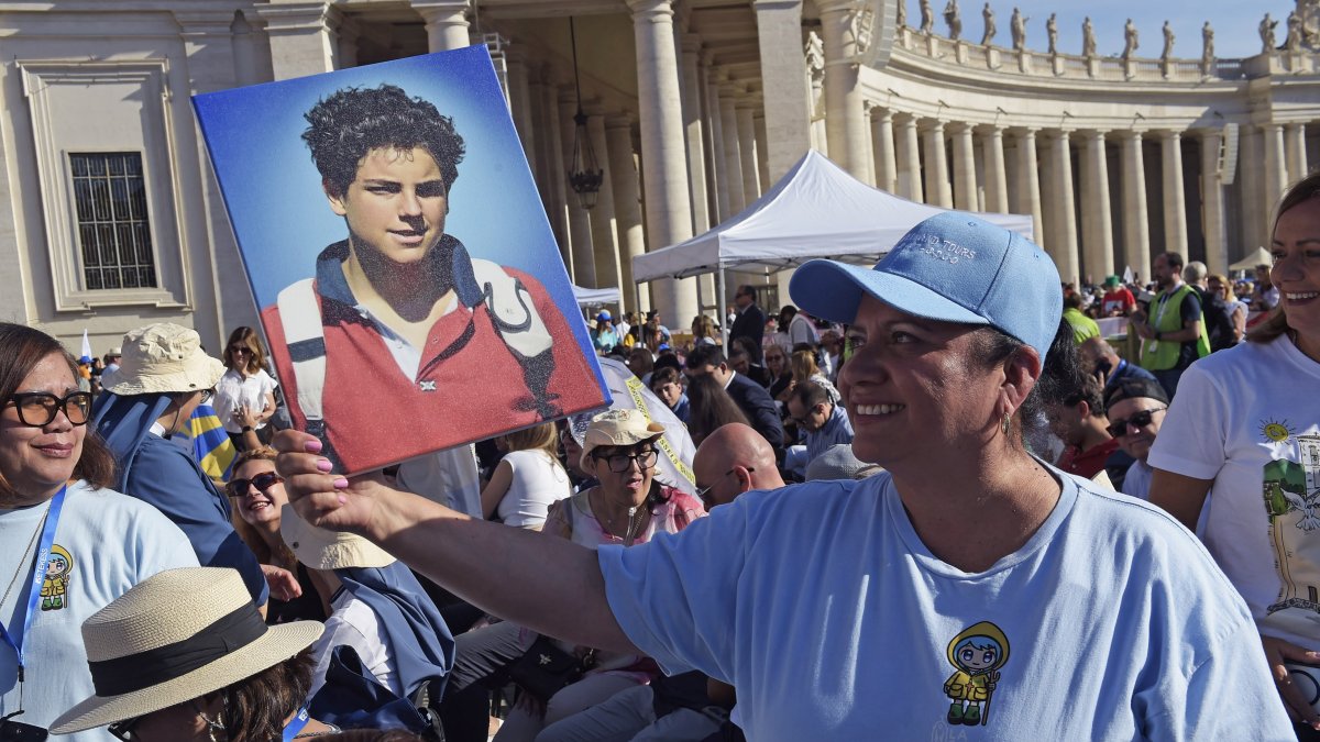 ¿Quién es Carlo Acutis? El primer millennial proclamado santo por León XIV
