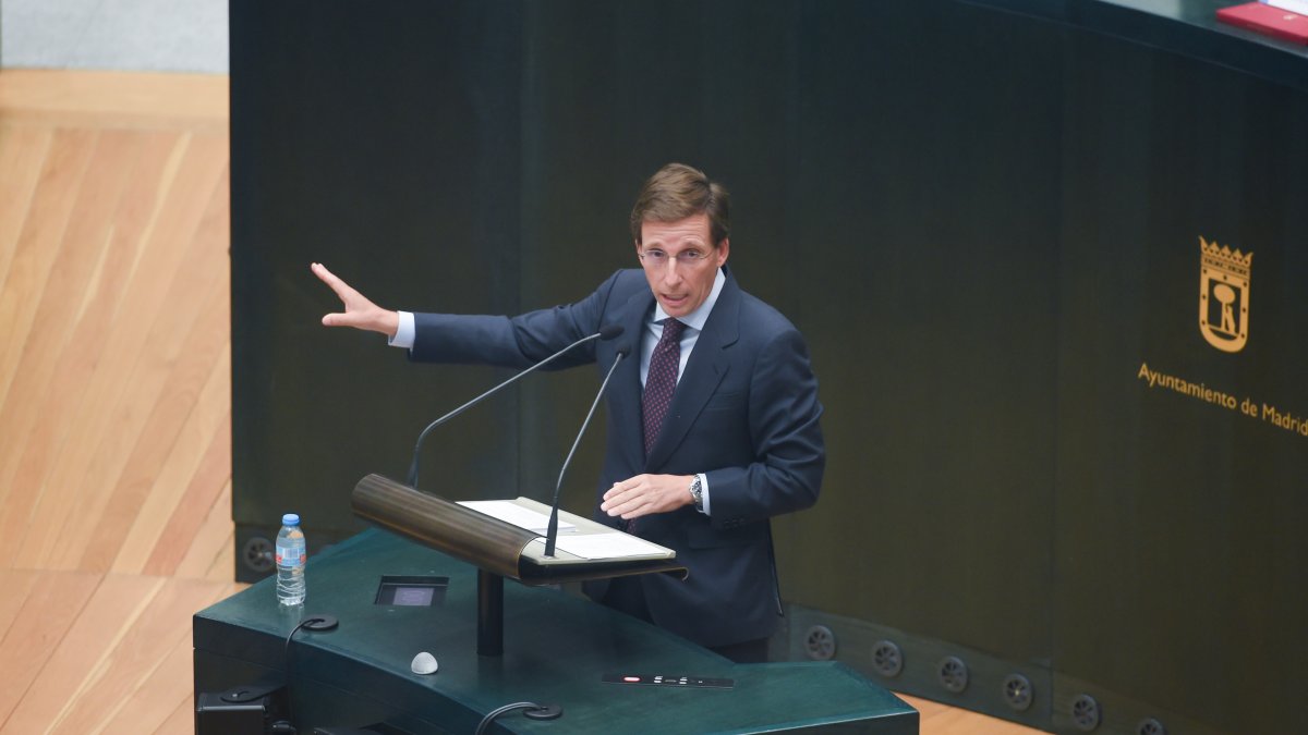 Almeida deja temblando a la izquierda con una traca de verdades sobre Palestina: "vayan con la bandera LGTBI en la flotilla"