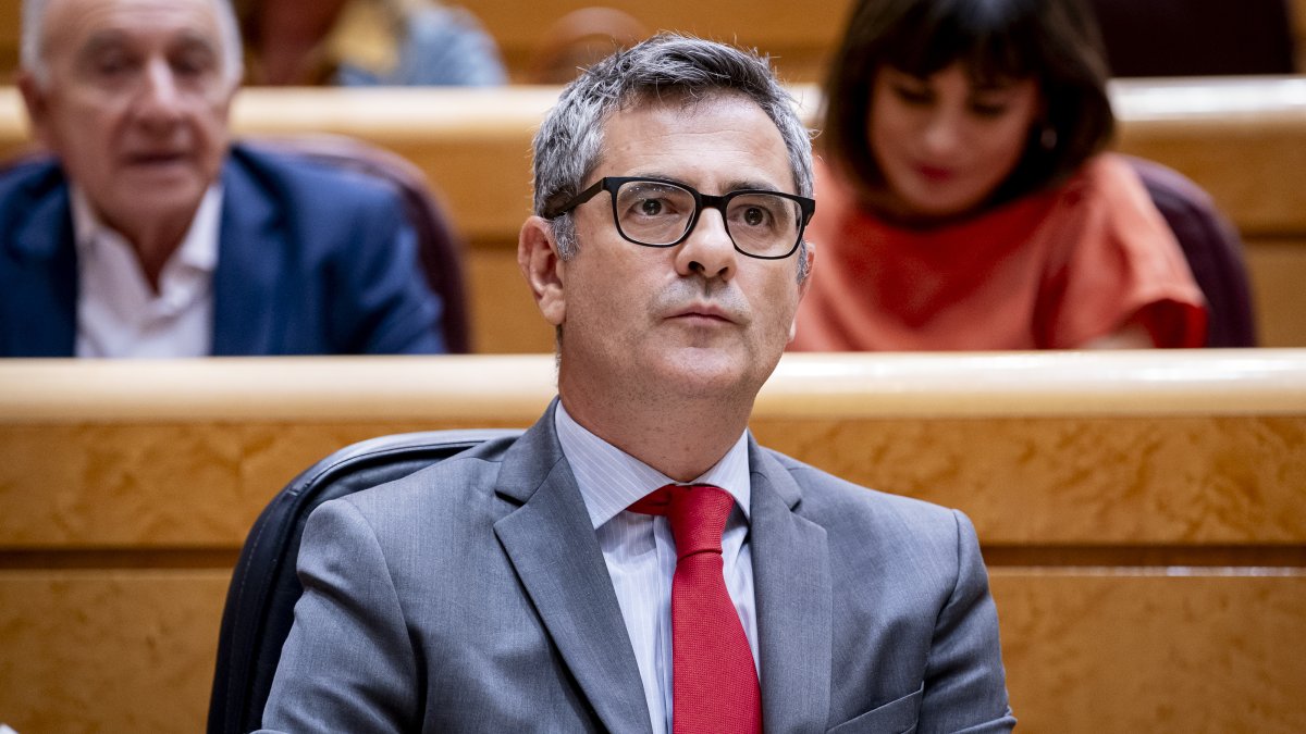 Alicia García fulmina a Bolaños con una dolorosa (y acertada) comparación de Sánchez con Franco y la foto que retrata al sanchismo