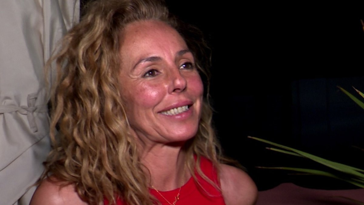 Telecinco da un giro editorial radical y lanza dinamita pura contra Rocío Carrasco