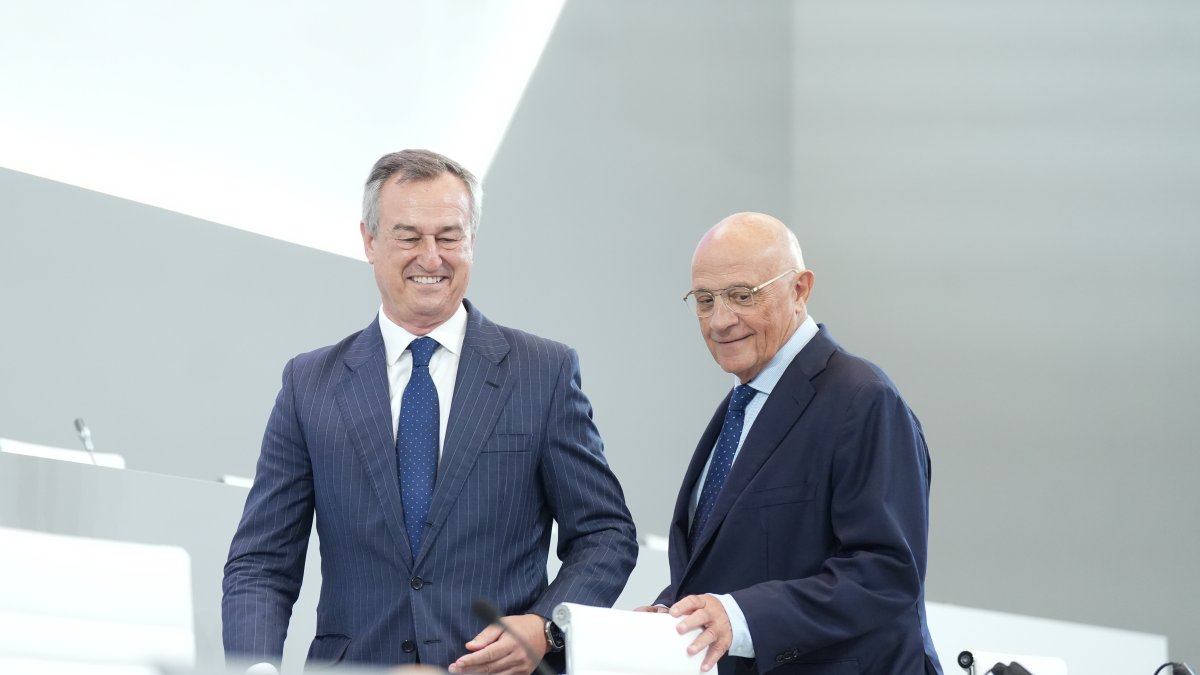 El consejo de administración del Sabadell rechaza por unanimidad la OPA de BBVA