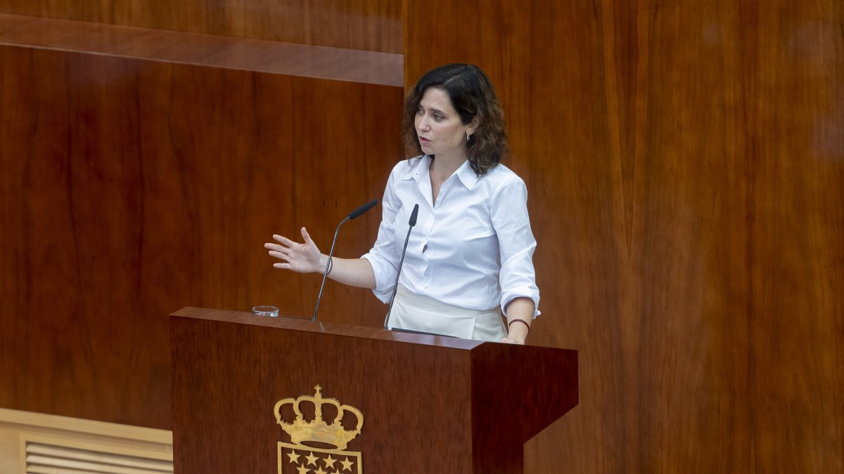 Ayuso sale con las dos orejas y el rabo y tritura a la izquierda: "¿algún líder del PSOE quiere salir conmigo?"