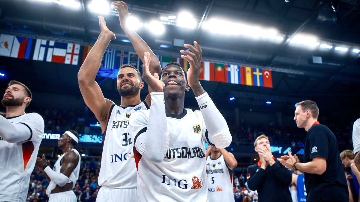 Dennis Schröder lidera a Alemania y la mete en la final del EuroBasket 2025