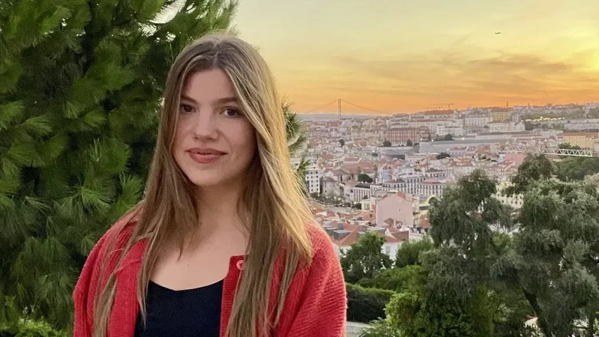La filtración de fotos "robadas" de la Infanta Sofía fuerza un cambio de estrategia de Zarzuela con ella