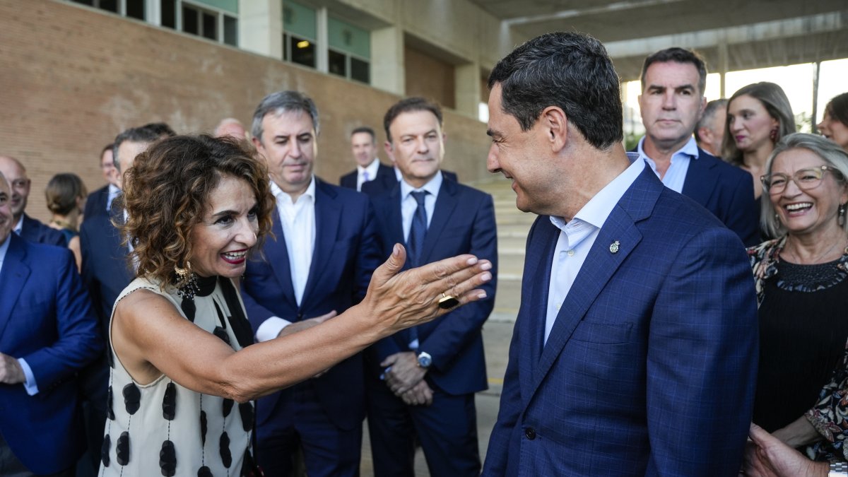 El PP desmonta la maniobra del PSOE de Montero: cuestiona las cifras sanitarias de su propio Gobierno