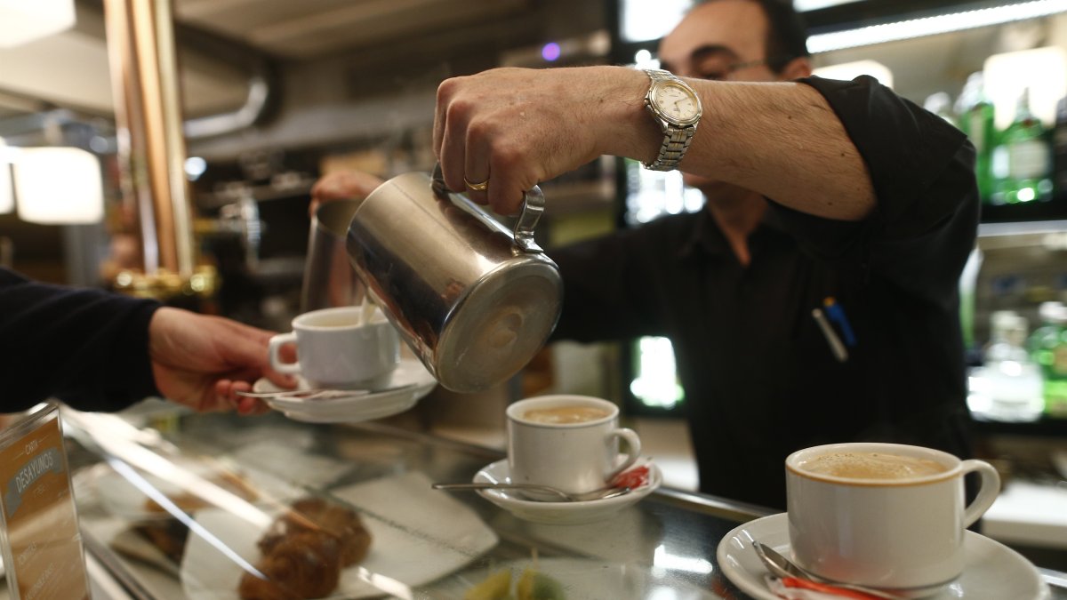 El desayuno en España un lujo para ricos; crece un 8% el precio de los productos que lo componen