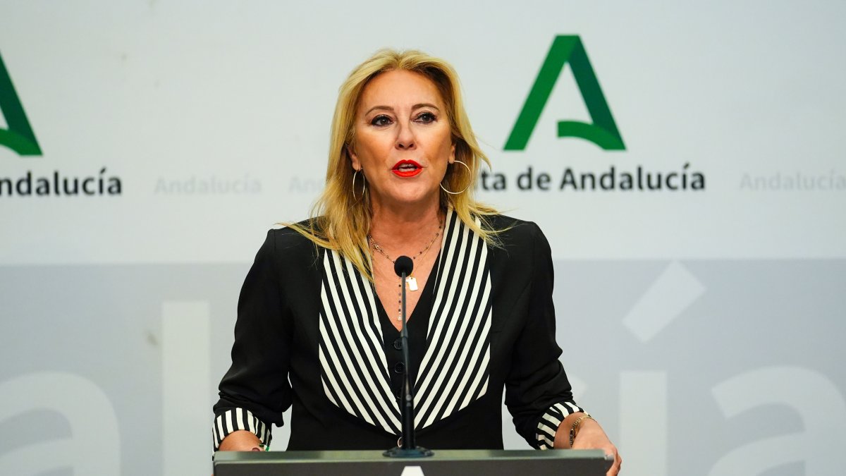 La consejera de Economía, Hacienda y Fondos Europeos y portavoz del Gobierno, Carolina España.