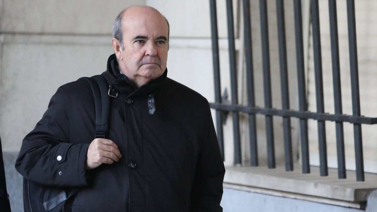 El PP pone en el foco del caso Leire Díez a un histórico del PSOE andaluz: Gaspar Zarrías